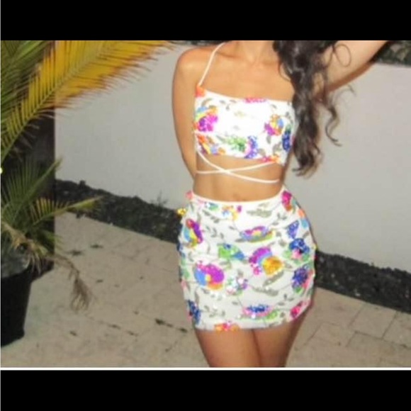 White and Multi Colour Set- Top & Skirt. Lucy in the Sky - Picture 2 of 2